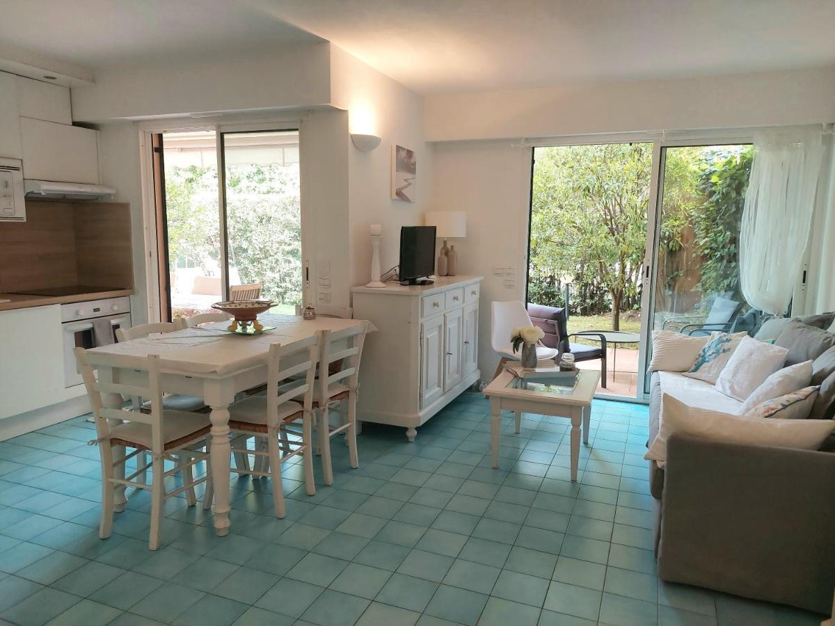 Plage La Salis 3 Chambres, Jardin - 3 Bedrooms Антиб Экстерьер фото